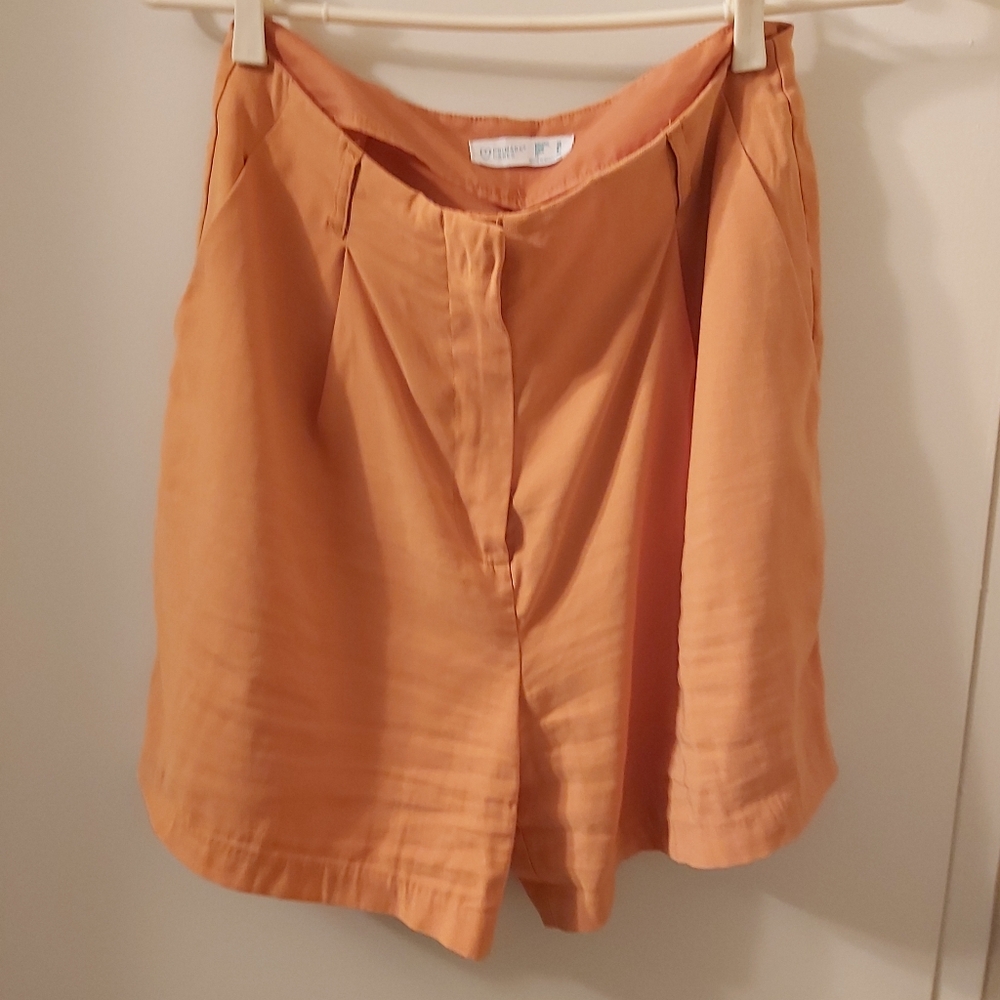 🤯 2/$15 Primark Orange Shorts Size 8